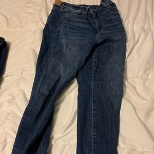 American Eagle skinny jeans